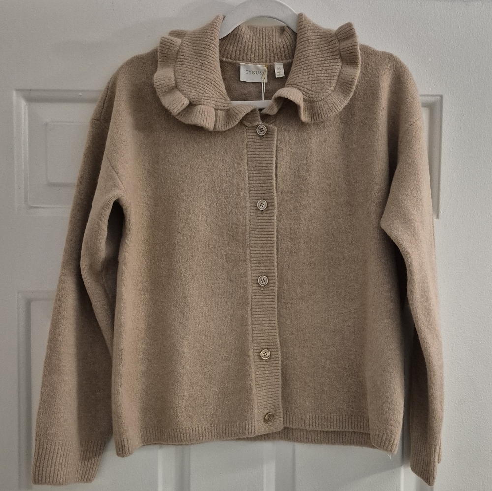 Cyrus Tan Ruffle Collar Sweater NWT
